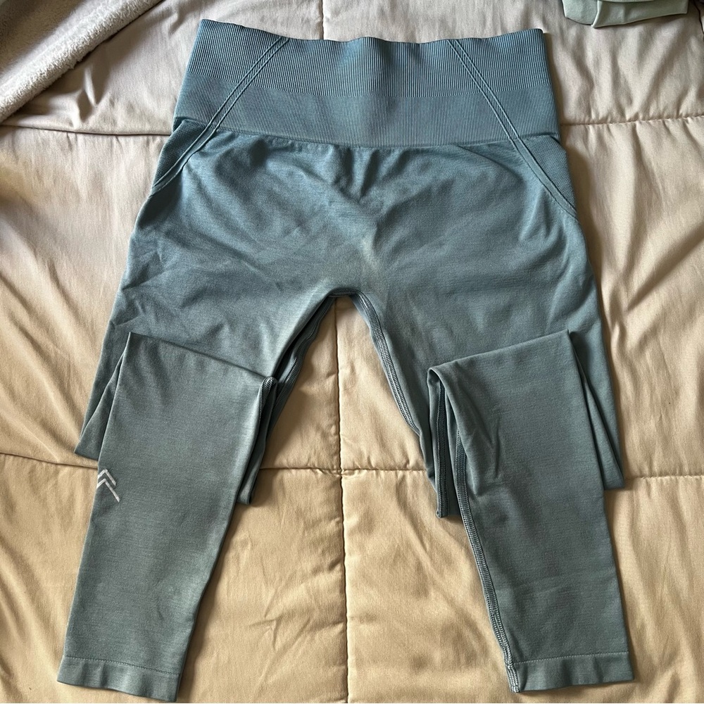 Effortless Seamless Leggings in Steel Blue size M